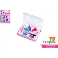 Children's make-up set beauted small on palette